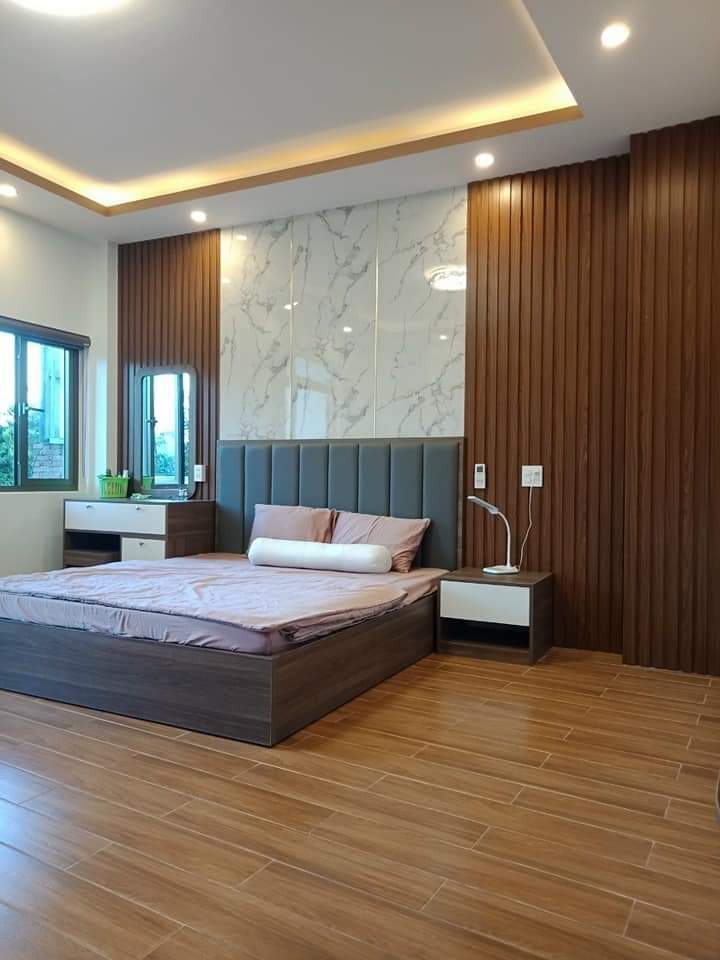 lam nhựa giả gỗ bình dương